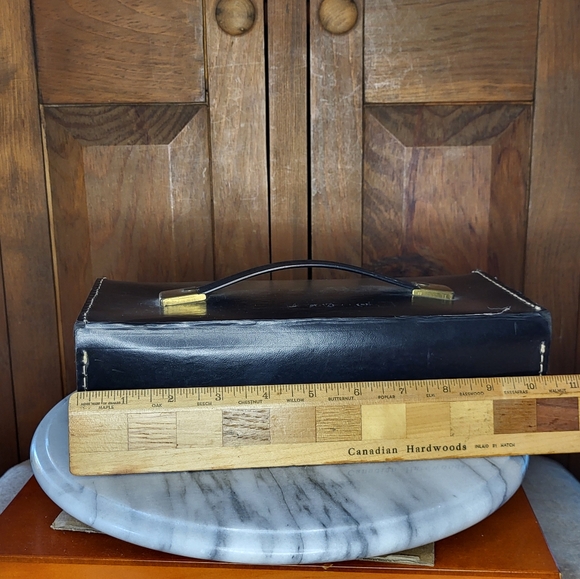 Black Cassette Carry Case - Picture 6 of 13